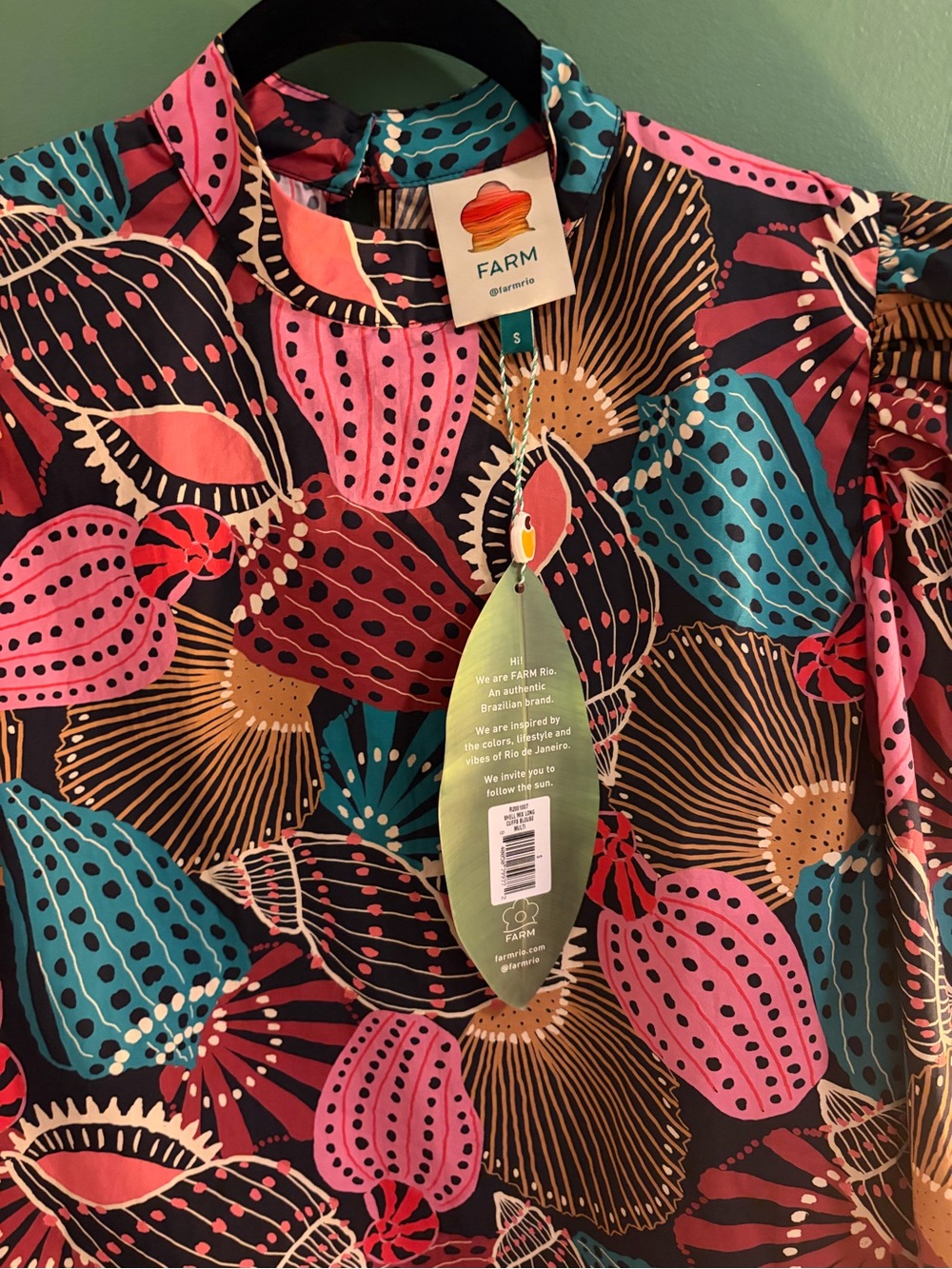 FARM Rio Multicolor Shell-Print High-Neck Blouse - Picture 4 of 5